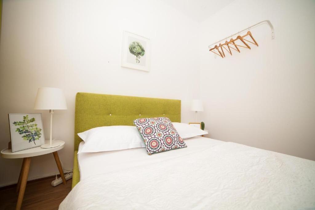 בוקרשט Guesthouse Smart מראה חיצוני תמונה